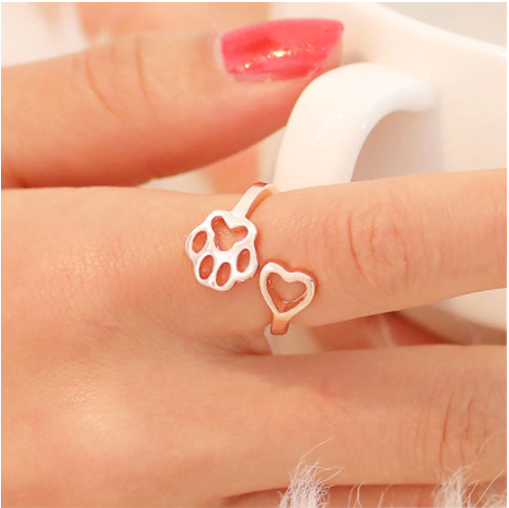 Cute Fashion Dog Paw Print and Heart Shape Ring For Dog Lovers.  Flat Shipping (50% off Today)